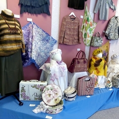 19 марта слушатели группы 19:2 побывали на экскурсии в детской картинной галерее