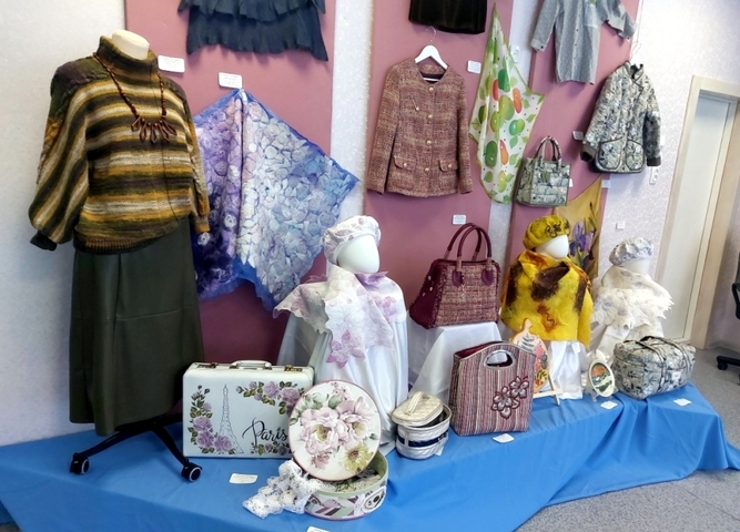 19 марта слушатели группы 19:2 побывали на экскурсии в детской картинной галерее