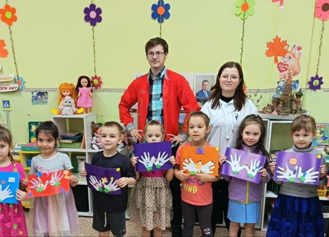 Мастер-класс "Открытка для мамы" успешно завершён!